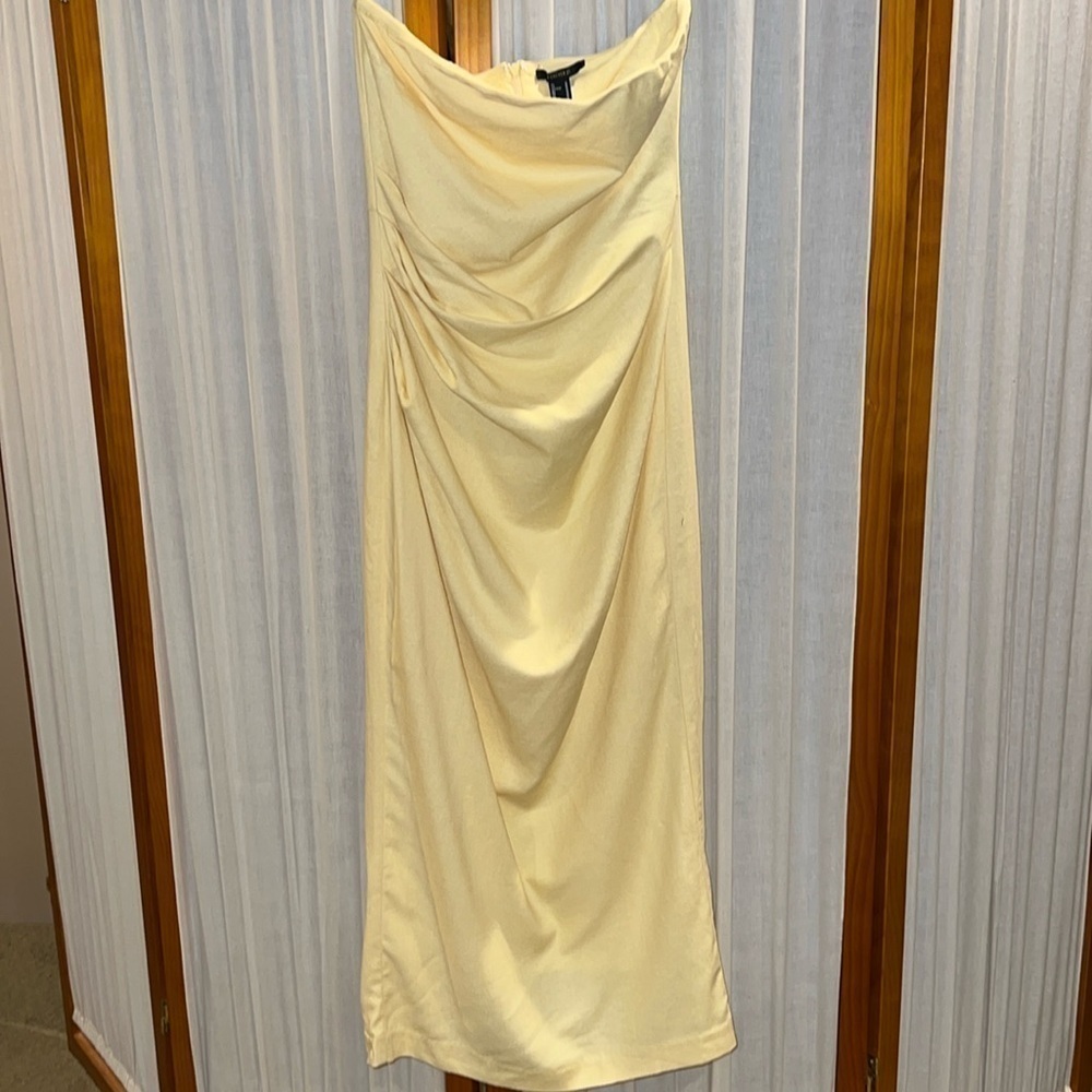Forever 21 Women’s Strapless Dress, Sz M Yellow  EUC
